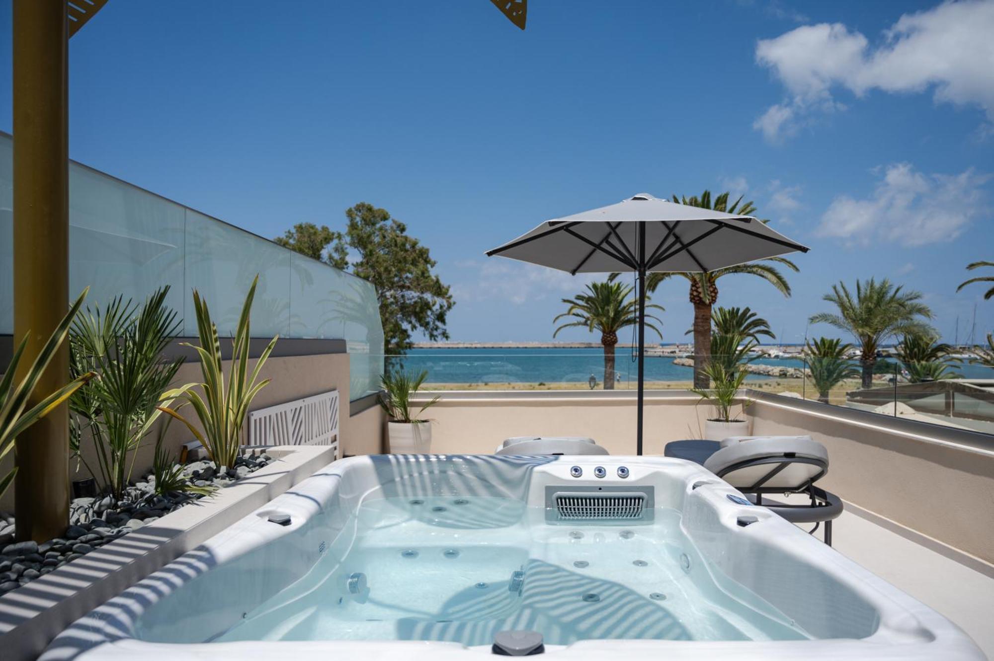 Omma Suites Rethymno  Екстер'єр фото